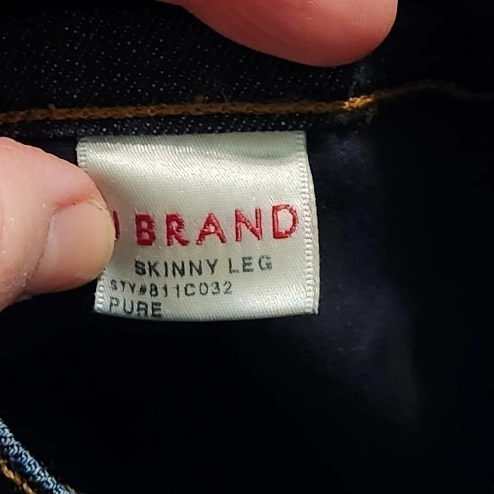 J Brand Women's Dark Wash Skinny Leg Denim Blue Jeans, size 30 / 10